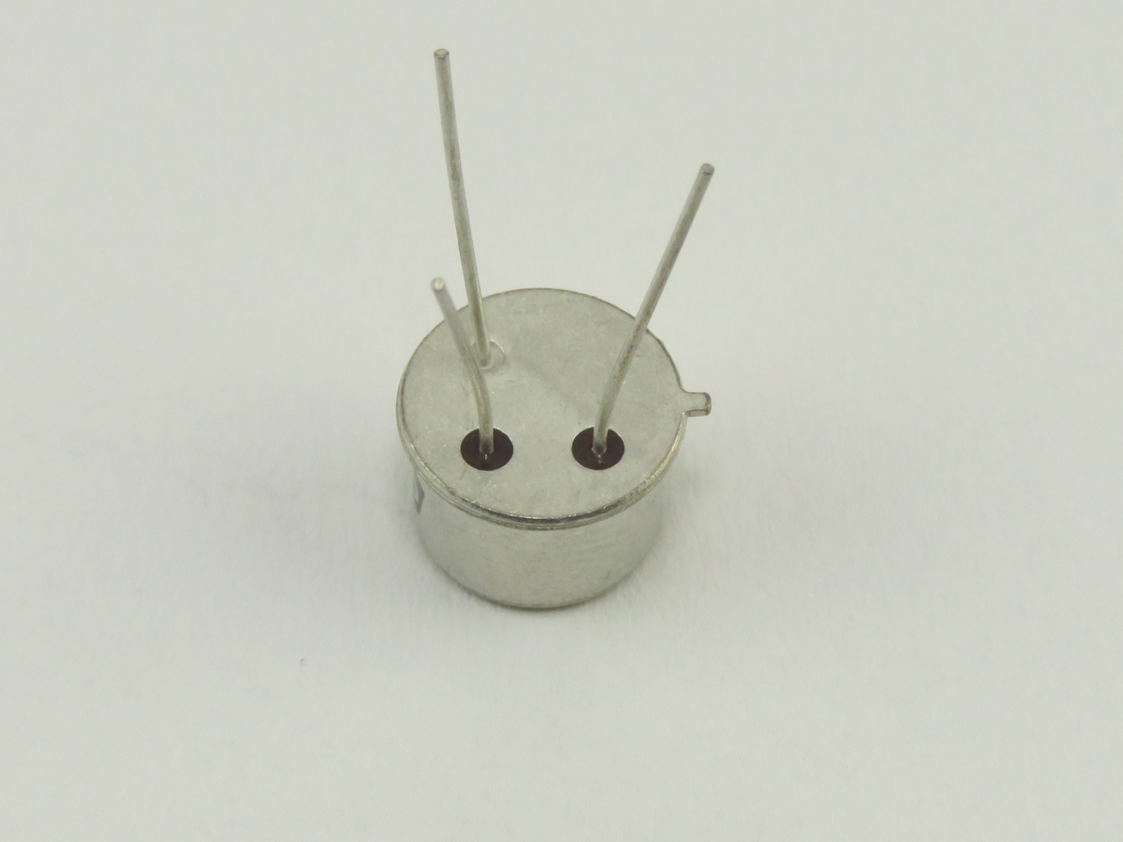 Transistor 2N3439 (image 2/2)