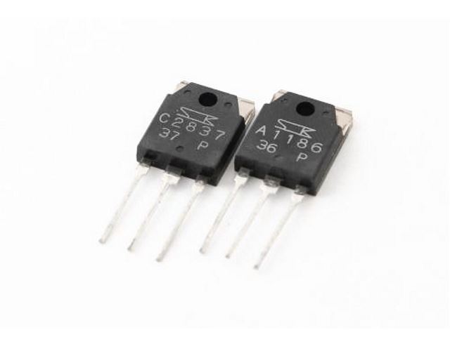 Paire de transistors NPN-PNP 2SA1186-2SC2837
