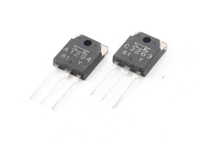 Paire de transistors NPN-PNP 2SB1659-2SD2589