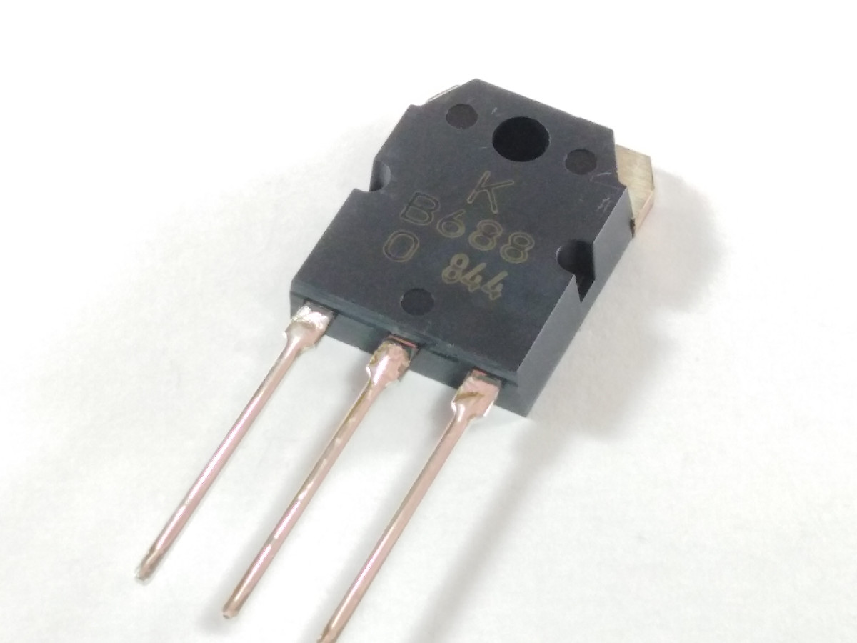 Transistor 2SB688
