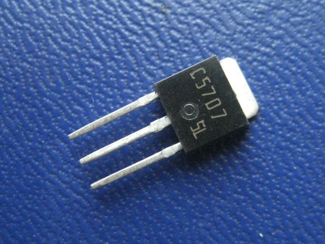 Transistor 2SC5707