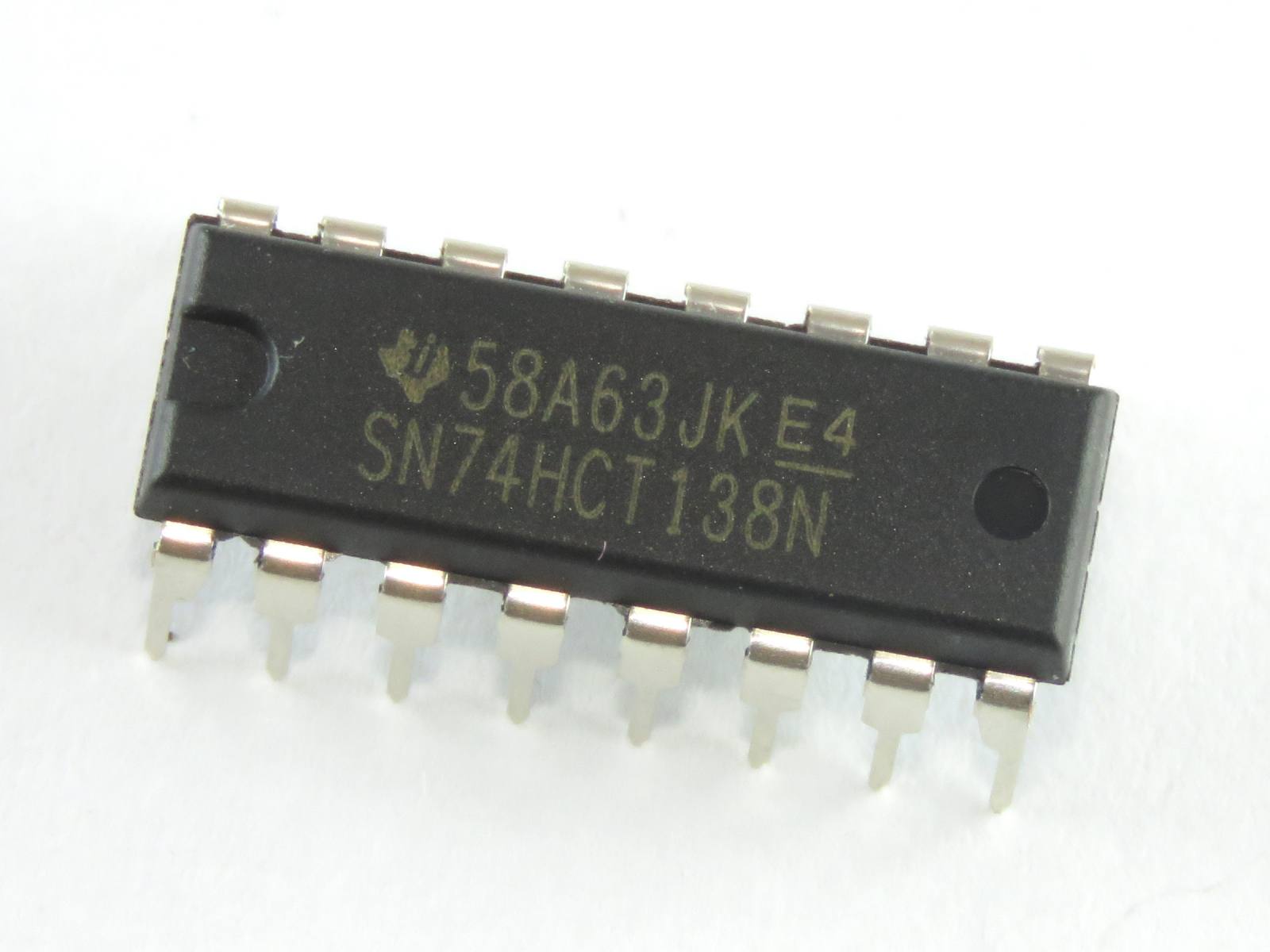 Circuit intégré logique 74HCT138