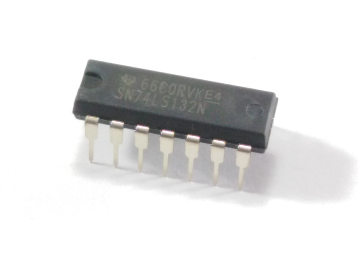 Circuit intégré logique 74LS132 (image 2/2)