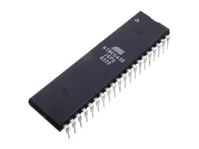 Circuit intégré microcontrôleur ATMEGA32-16PU