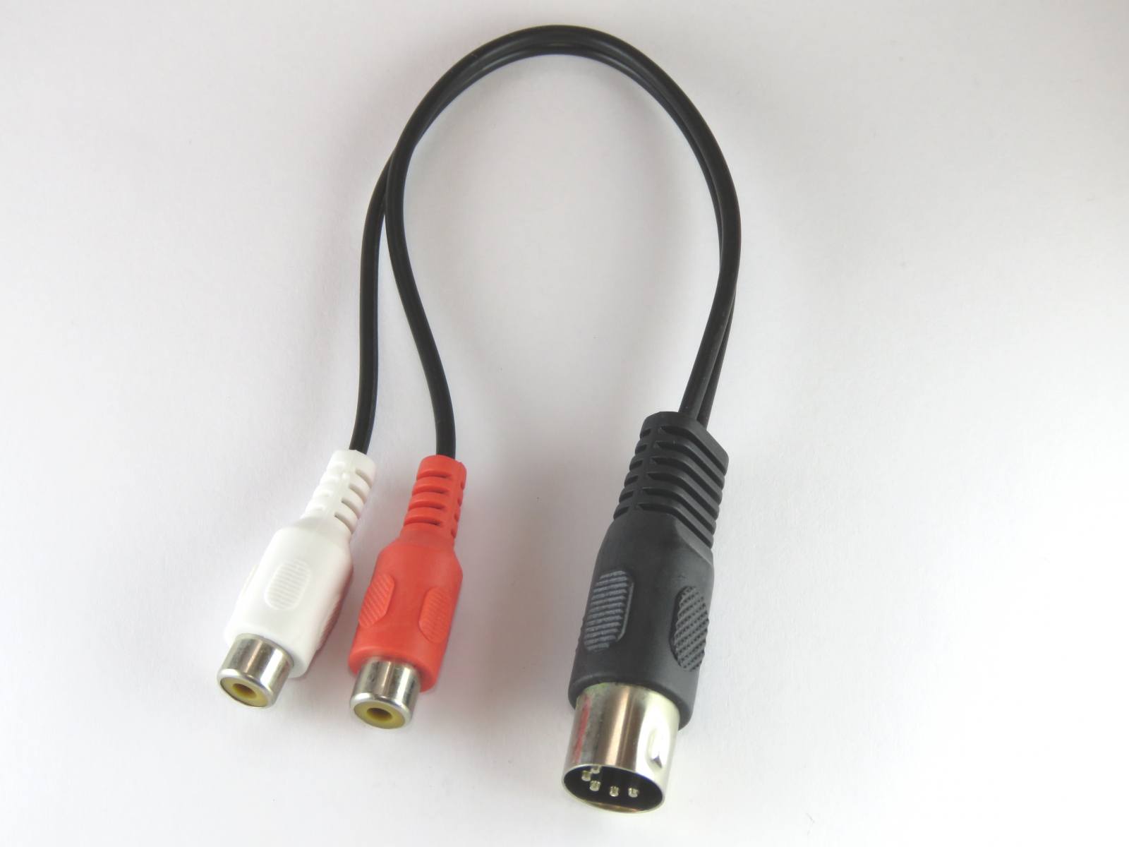 Câble adaptateur DIN-RCA CABLE-301. Avtronic