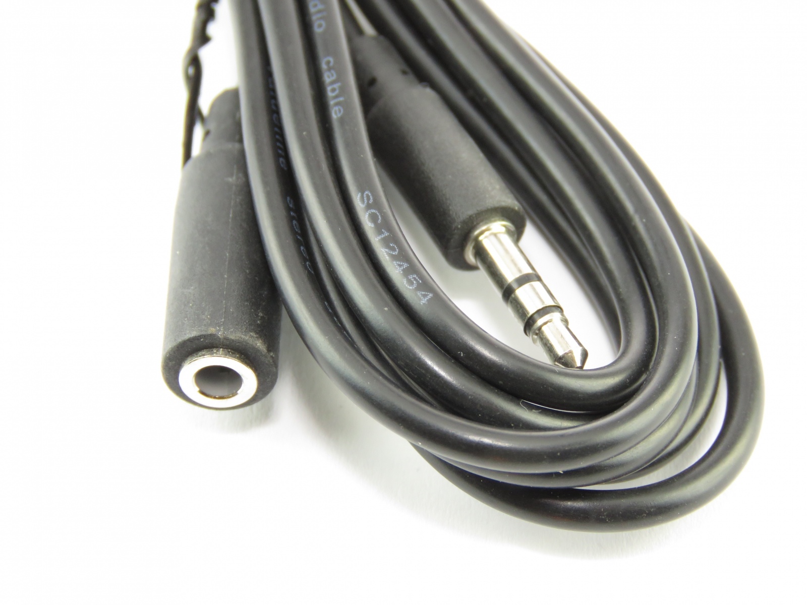 Câble audio Jack 3.5mm stéréo mâle CABLE-423-1-5. Avtronic