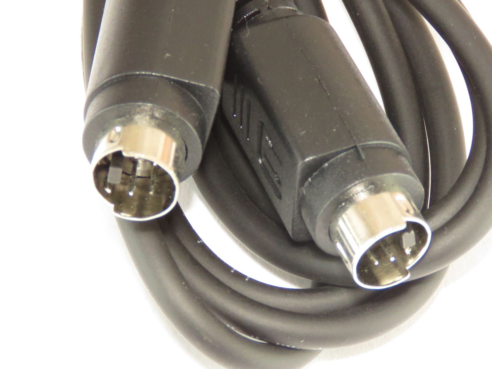 Câble Mini-DIN Svidéo CABLE-524-02 (image 2/2)