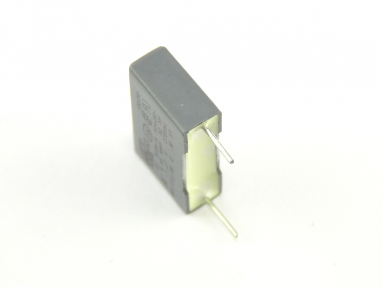 Condensateur 100nF 275V CCAP100NF275V (image 2/2)