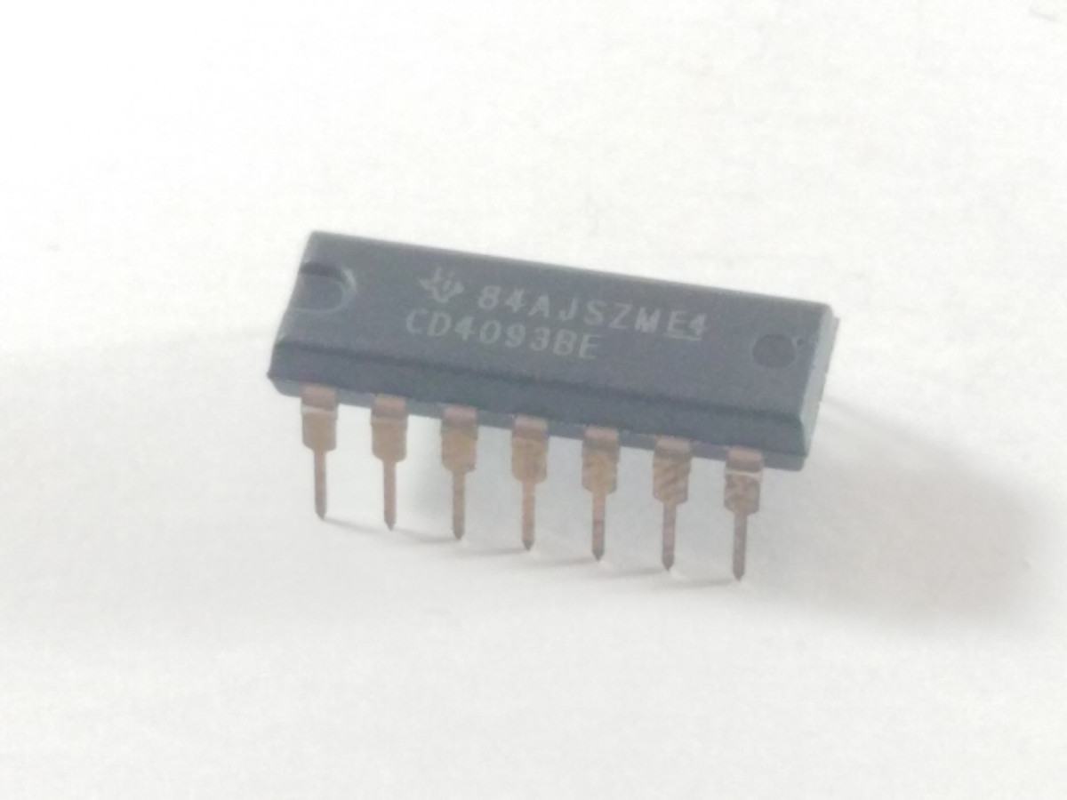 Circuit intégré logique CD4093BE