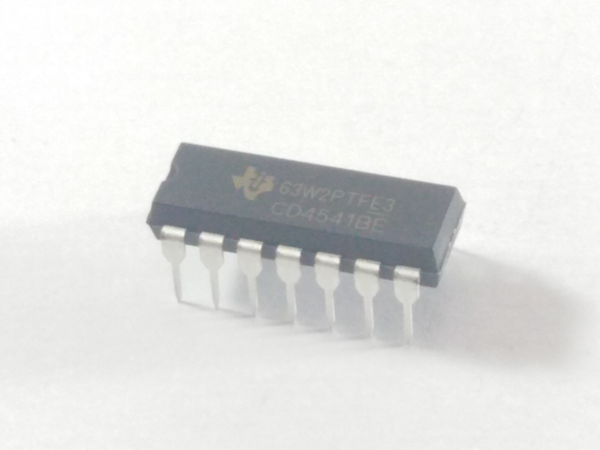 Circuit intégré logique CD4541BE