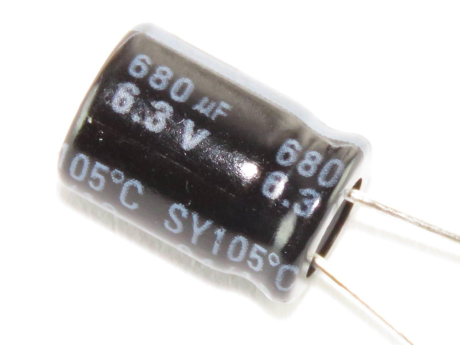Condensateur chimique 680uF 6.3V DSY687M6R3S1A5G11K