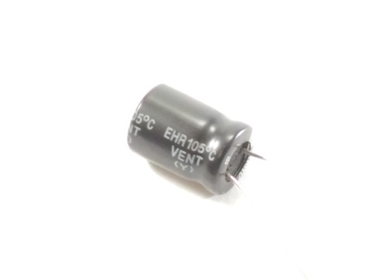 Condensateur 470uF 16V ELC470UF16P-105-H (image 2/2)