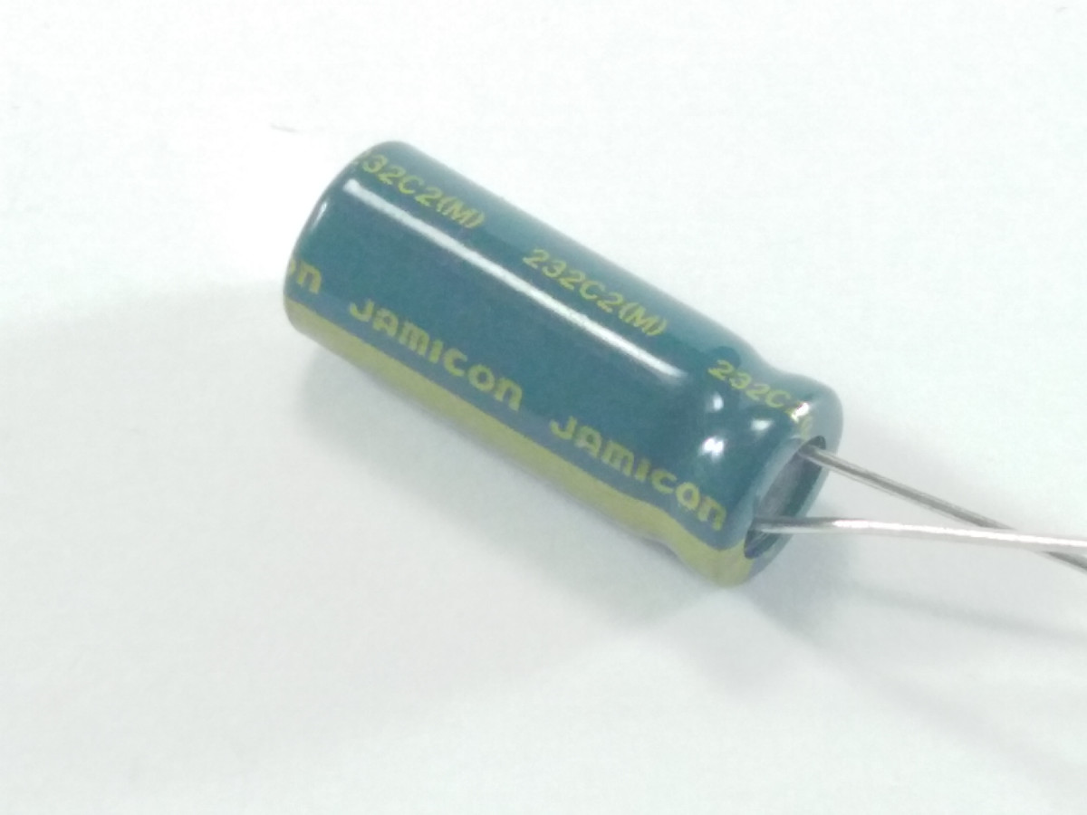 Condensateur 470uF 35V ELC470UF35P-105ESR-X (image 2/3)