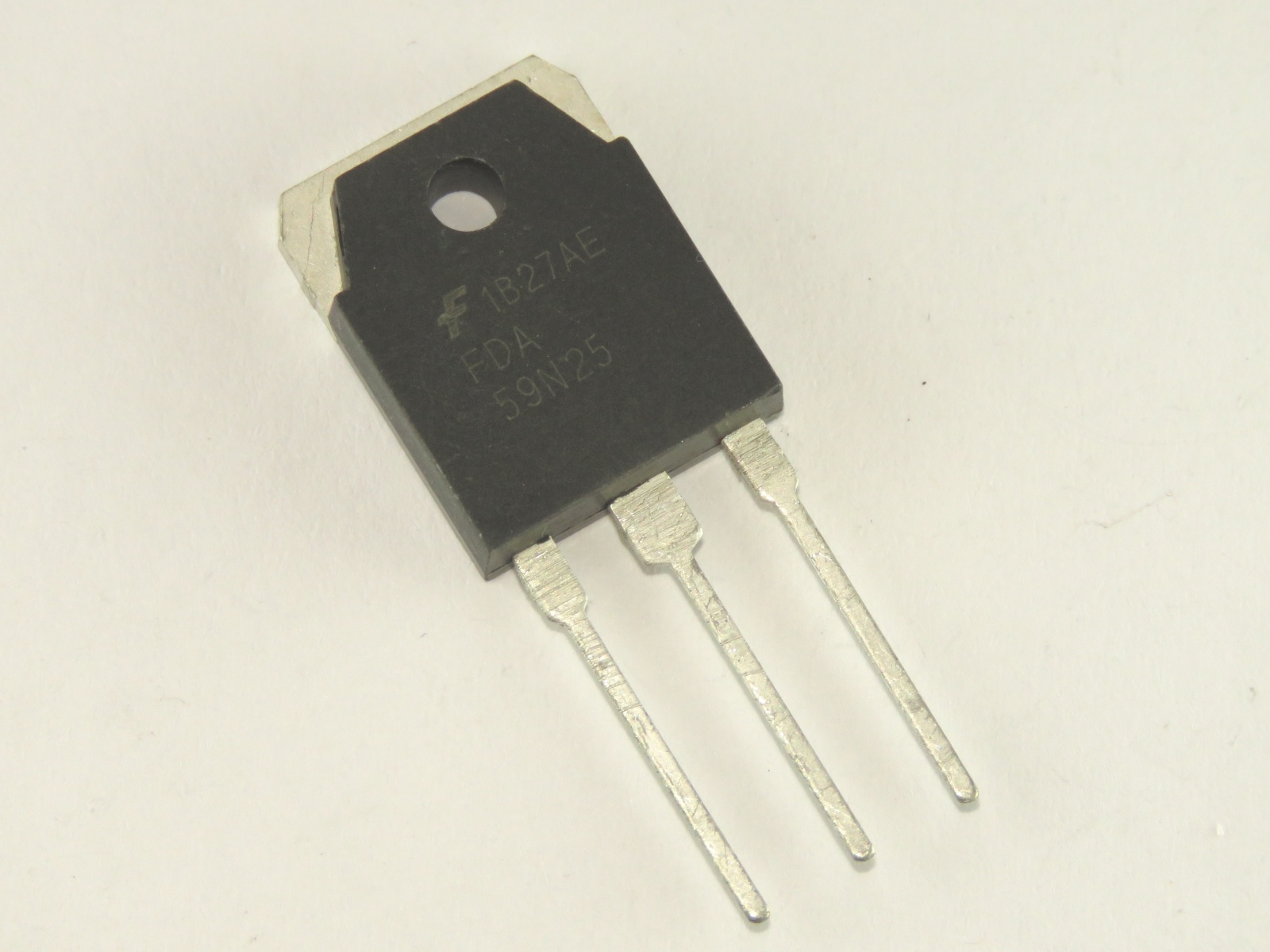 Transistor FDA59N25