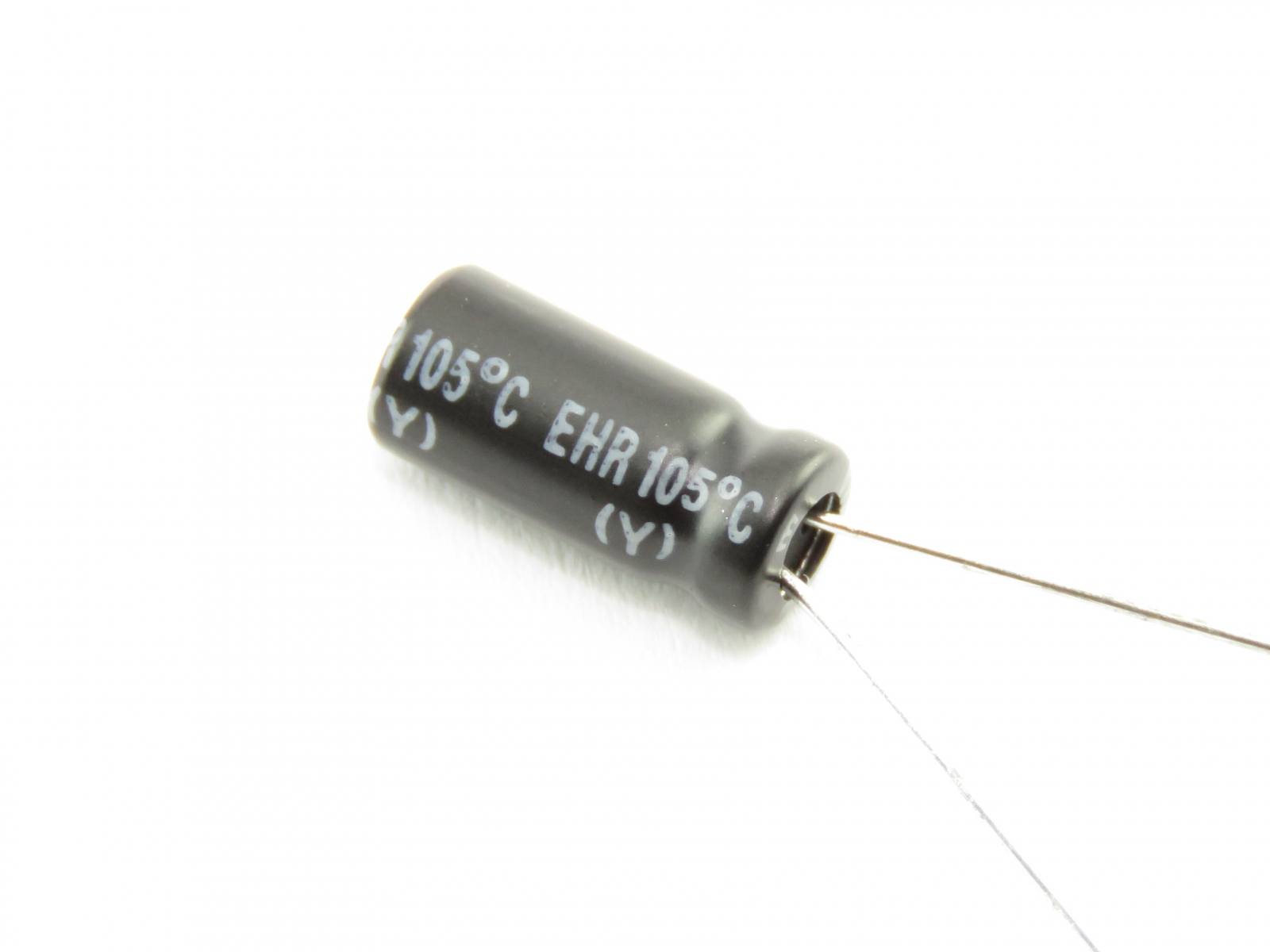 Condensateur chimique 22uF 50V GSM226M050S1A5C110 (image 2/2)