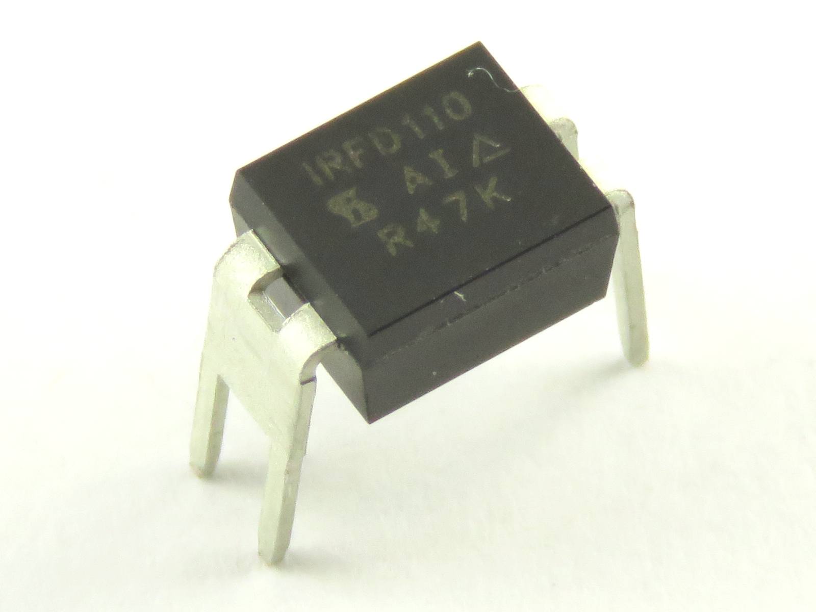 Transistor IRFD110 (image 2/3)