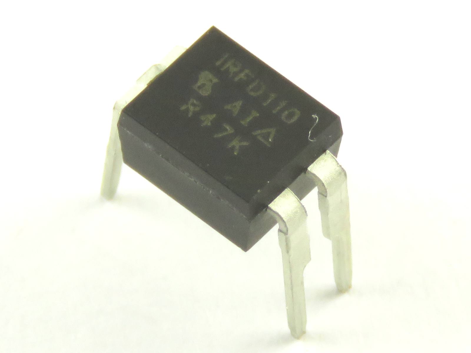 Transistor IRFD110 (image 3/3)