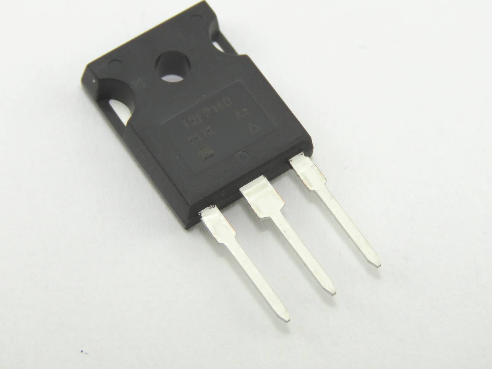 Transistor IRFP140