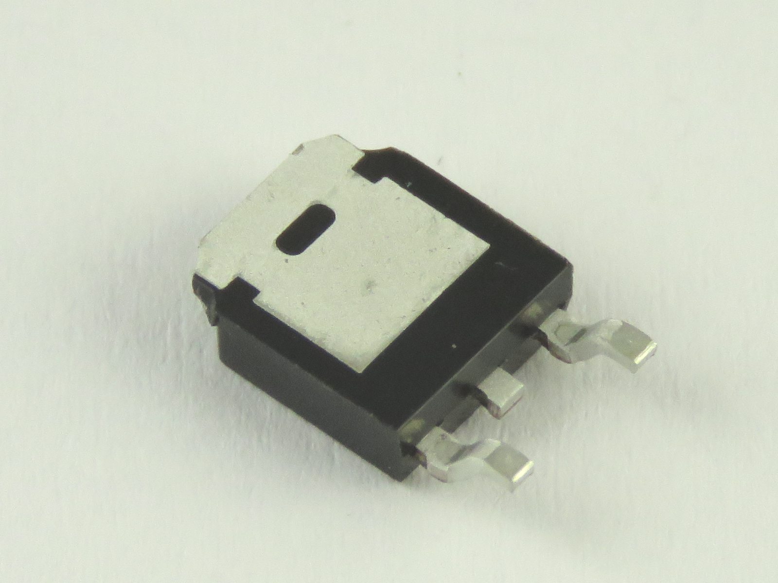 Transistor IRLR2905Z (image 3/3)
