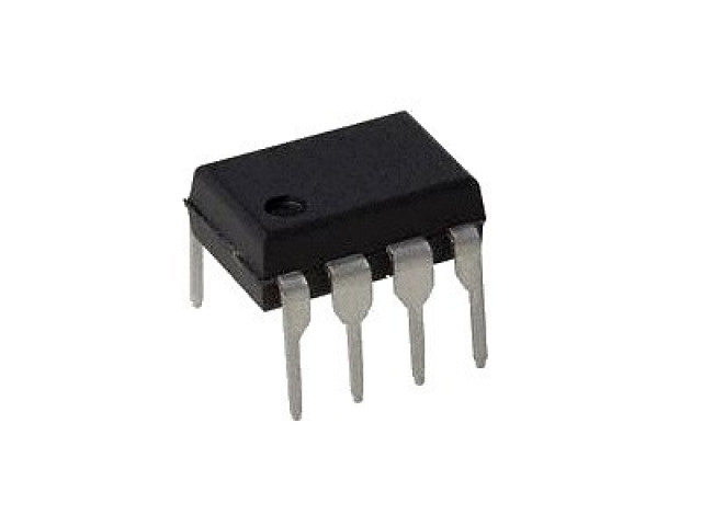 Circuit régulateur de tension à découpage LD7552BN
