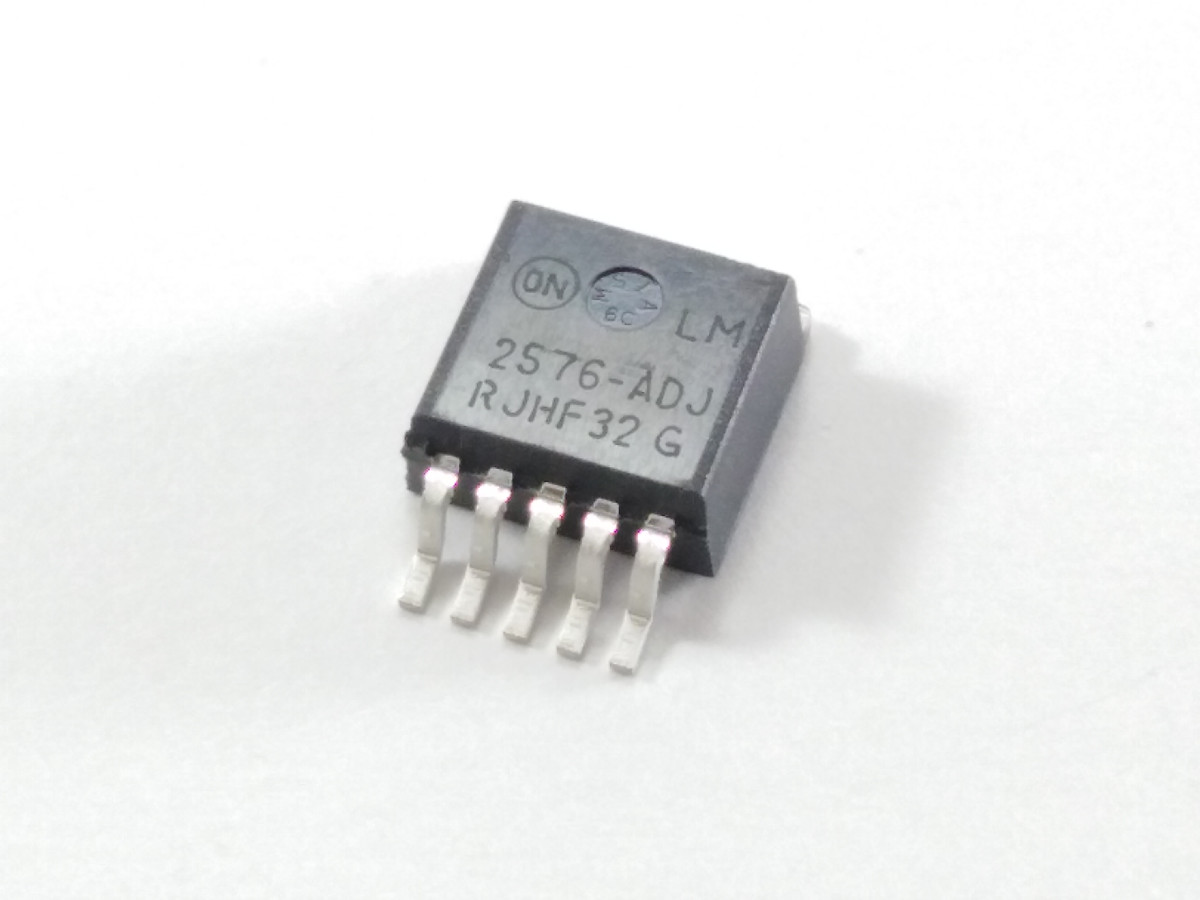 Circuit régulateur de tension à découpage LM2576S-ADJ (image 2/3)