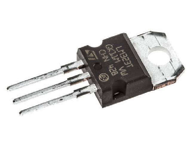 Circuit régulateur de tension positive LM323T