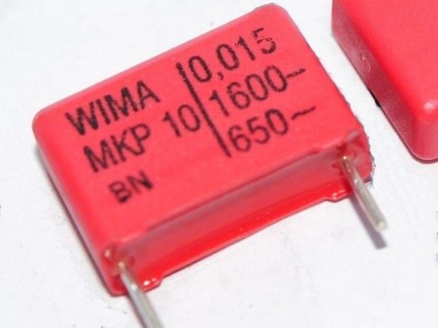 Condensateur 15nF 1600V MKP1T021504C00K