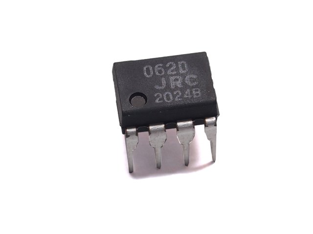 Circuit amplificateur opérationnel NJM062D