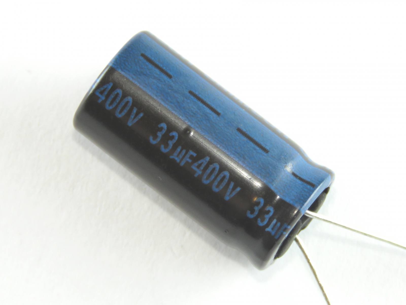 Condensateur chimique 33uF 400V SK400M0033B5F-1325