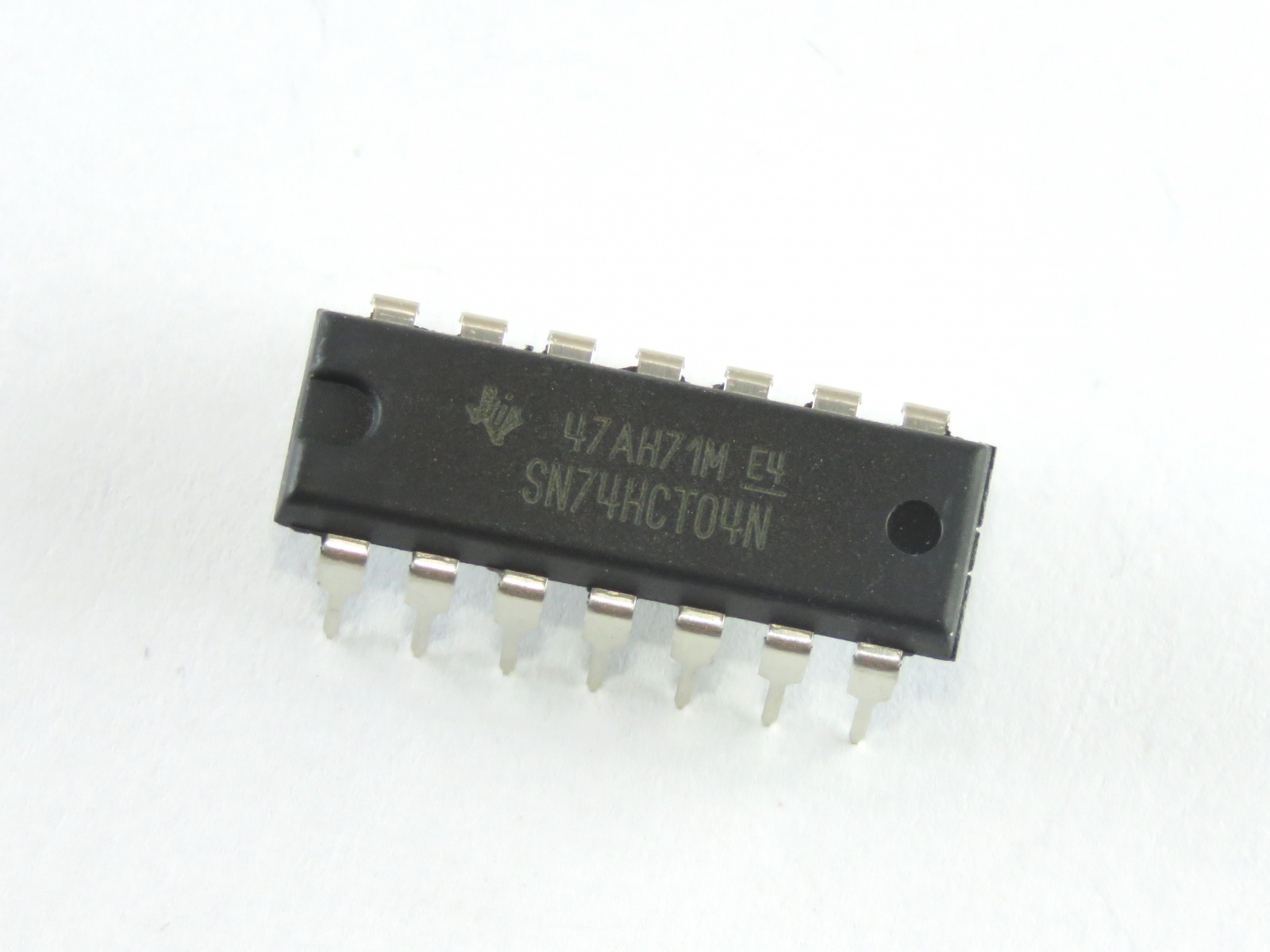 Circuit intégré logique SN74HCT04N