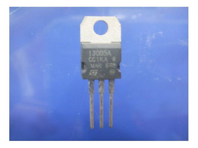 Transistor ST13005A