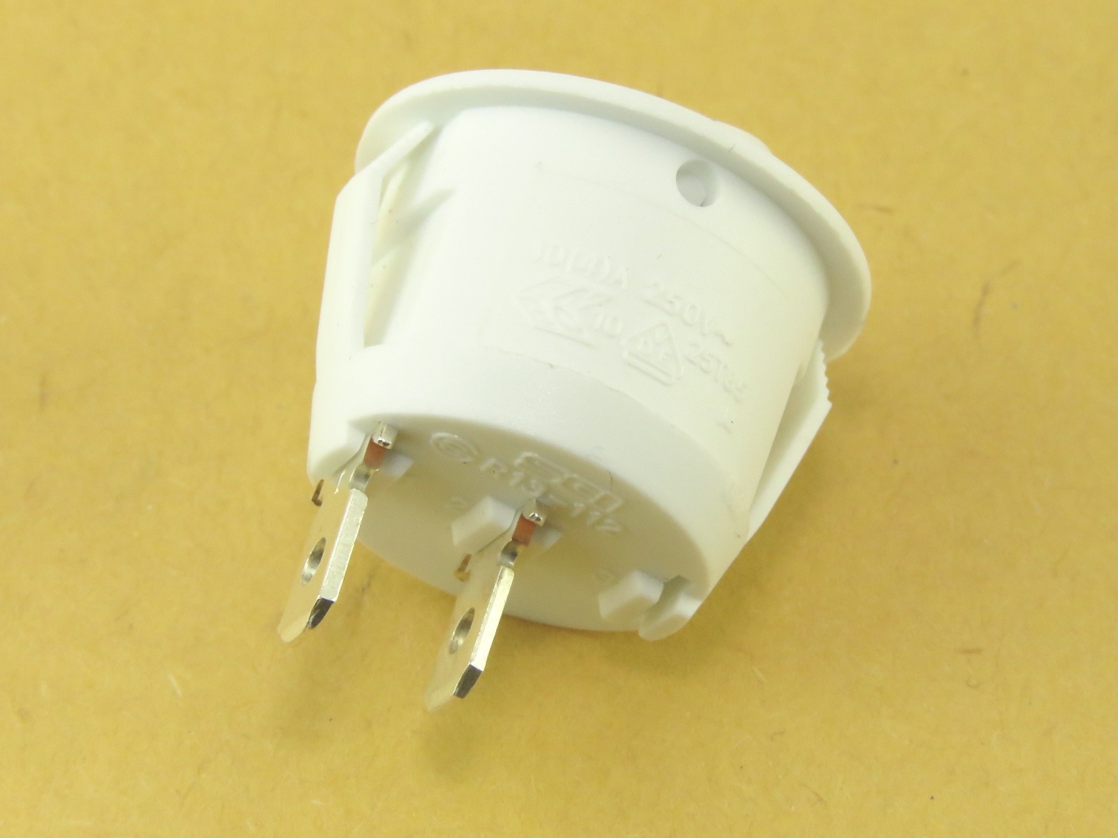 Interrupteur à bascule SW2172-W (image 3/3)
