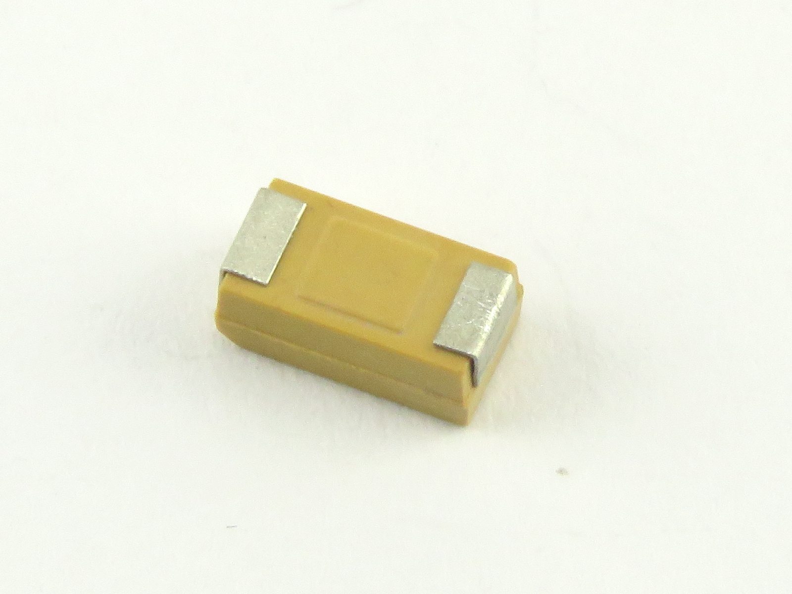 Condensateur tantale CMS 4.7uF 25V TAJC475K025RNJ (image 2/2)