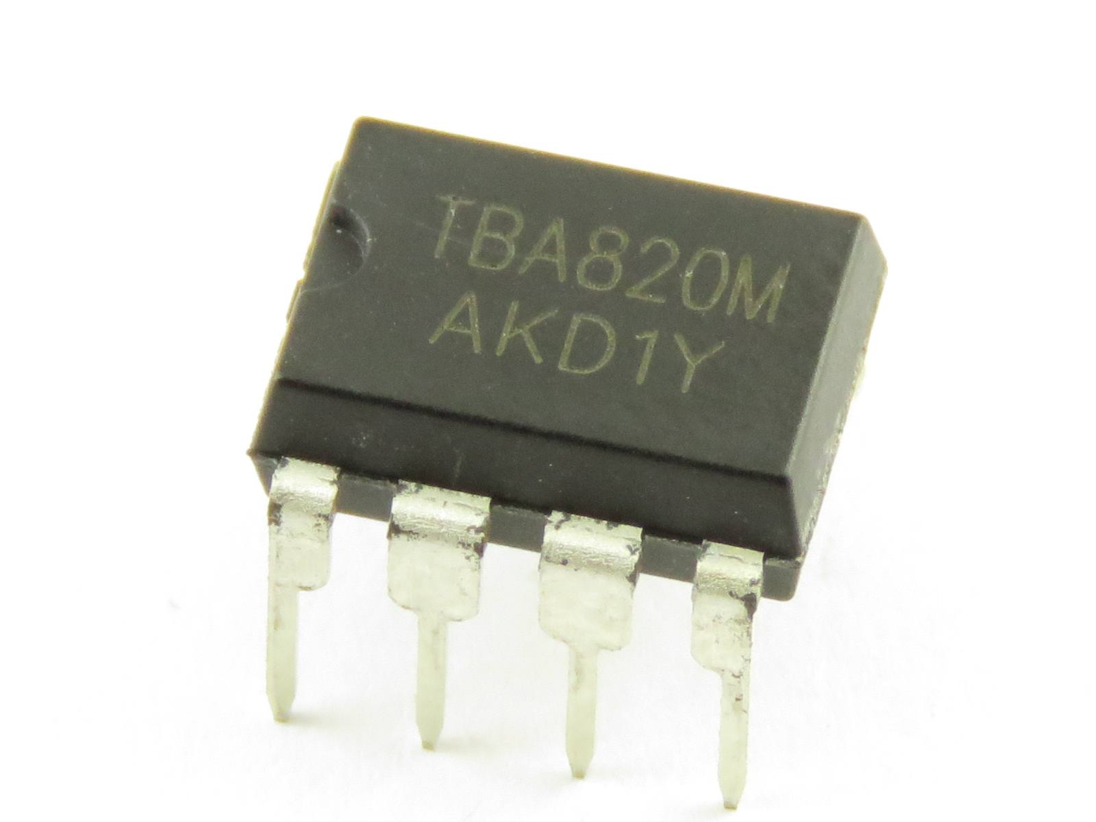 Circuit intégré TBA820M