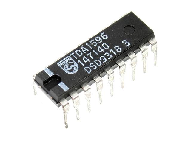 Circuit intégré TDA1596