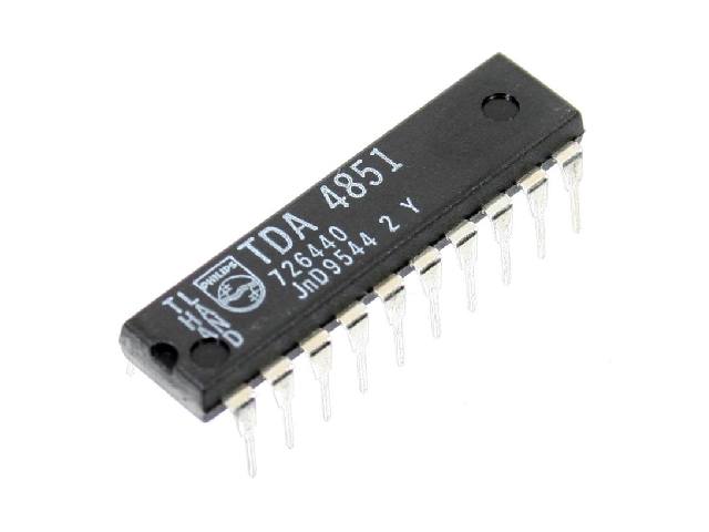 Circuit intégré TDA4851