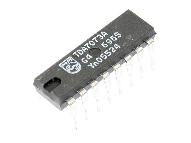 Circuit intégré TDA7073A