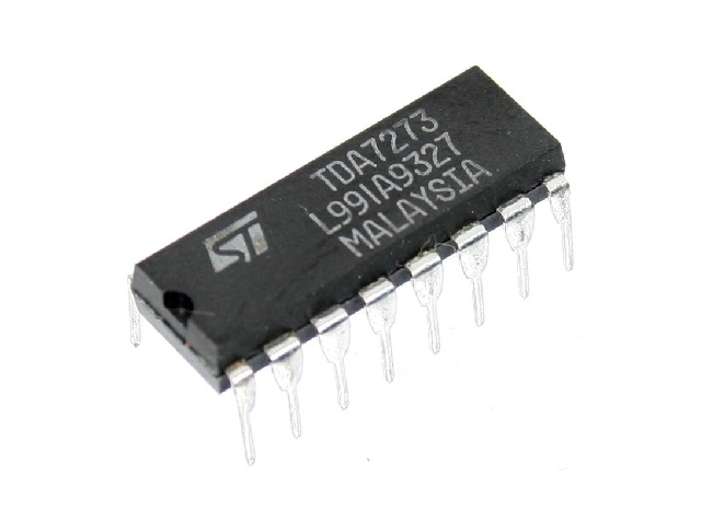 Circuit intégré TDA7273