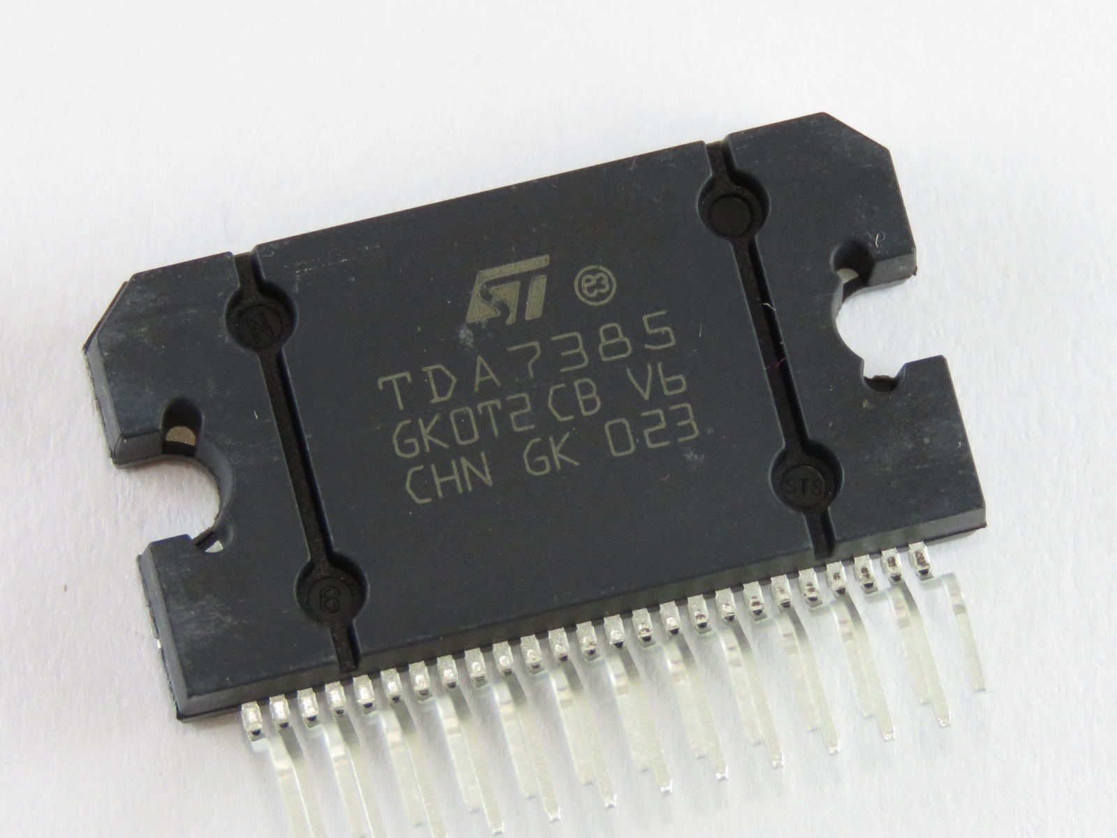 Circuit intégré TDA7385