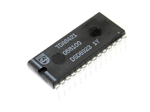 Circuit intégré TDA8421