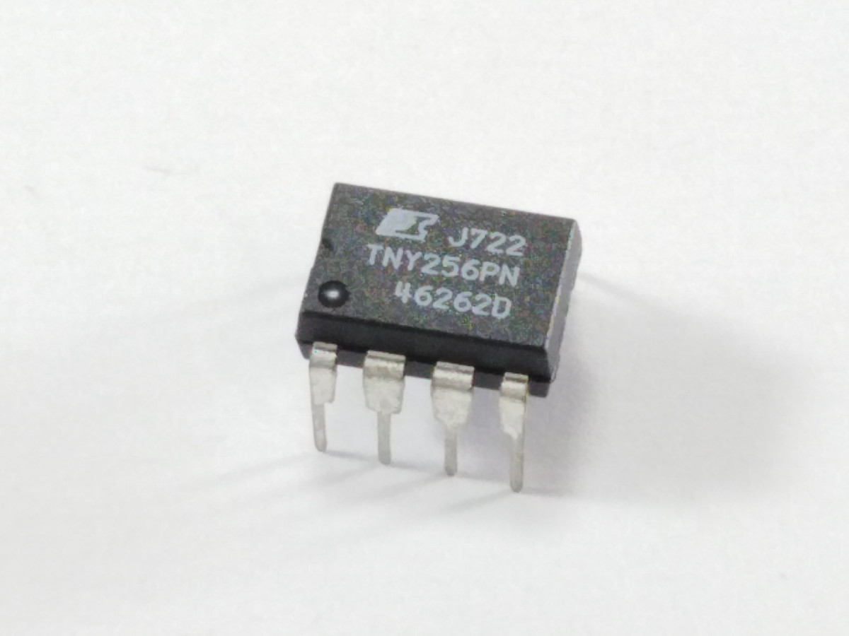 Circuit intégré TNY256P