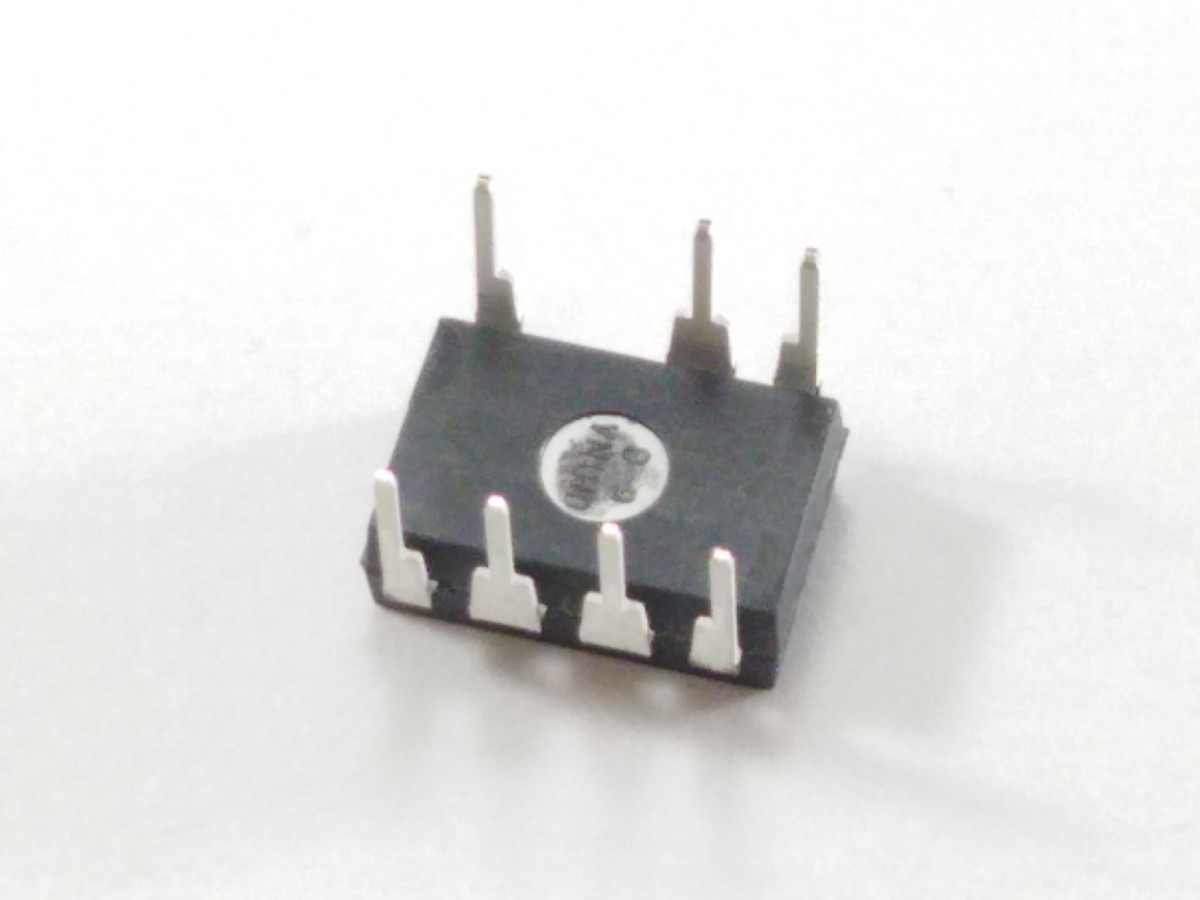 Circuit intégré TNY266PN support 